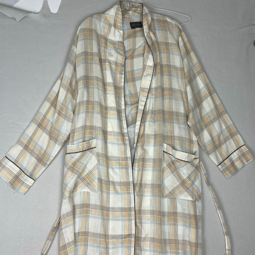 After Hours by Diplomat Adult Size Medium Plaid Robe Pockets Lightweight